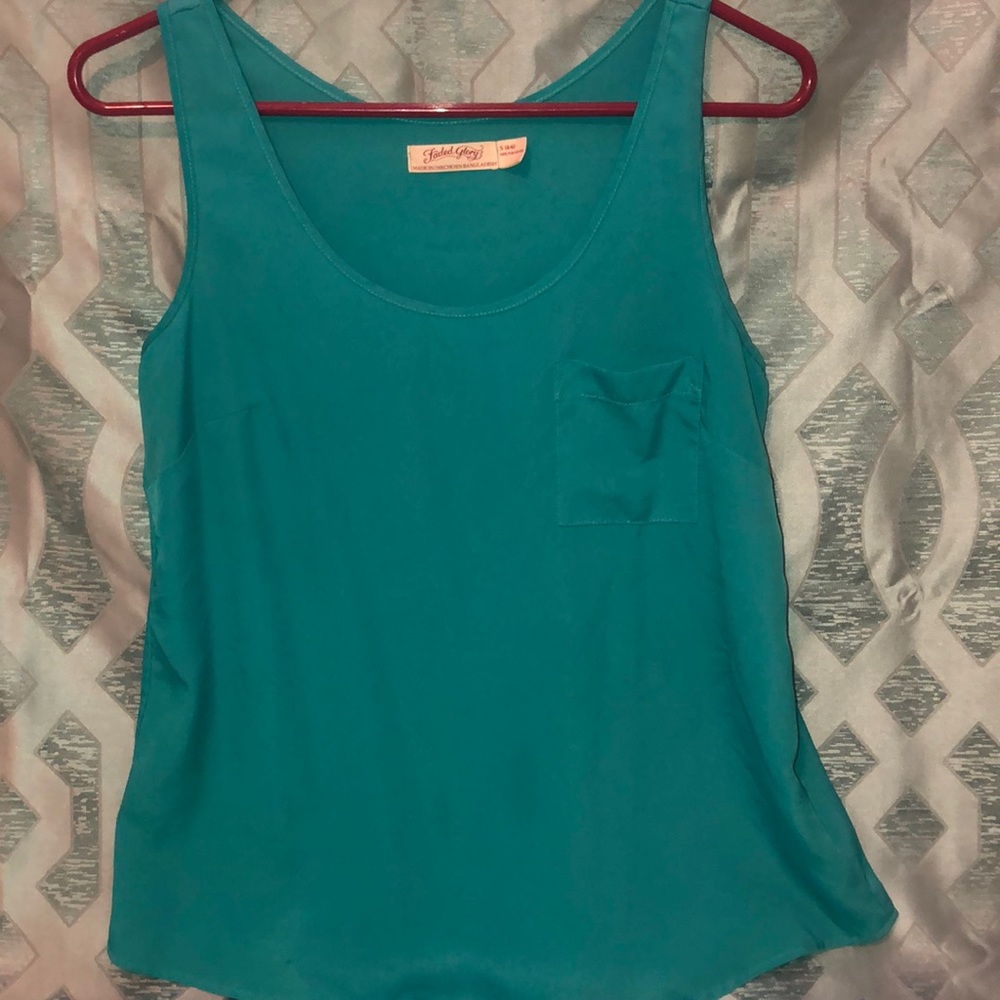 Casual women’s tank